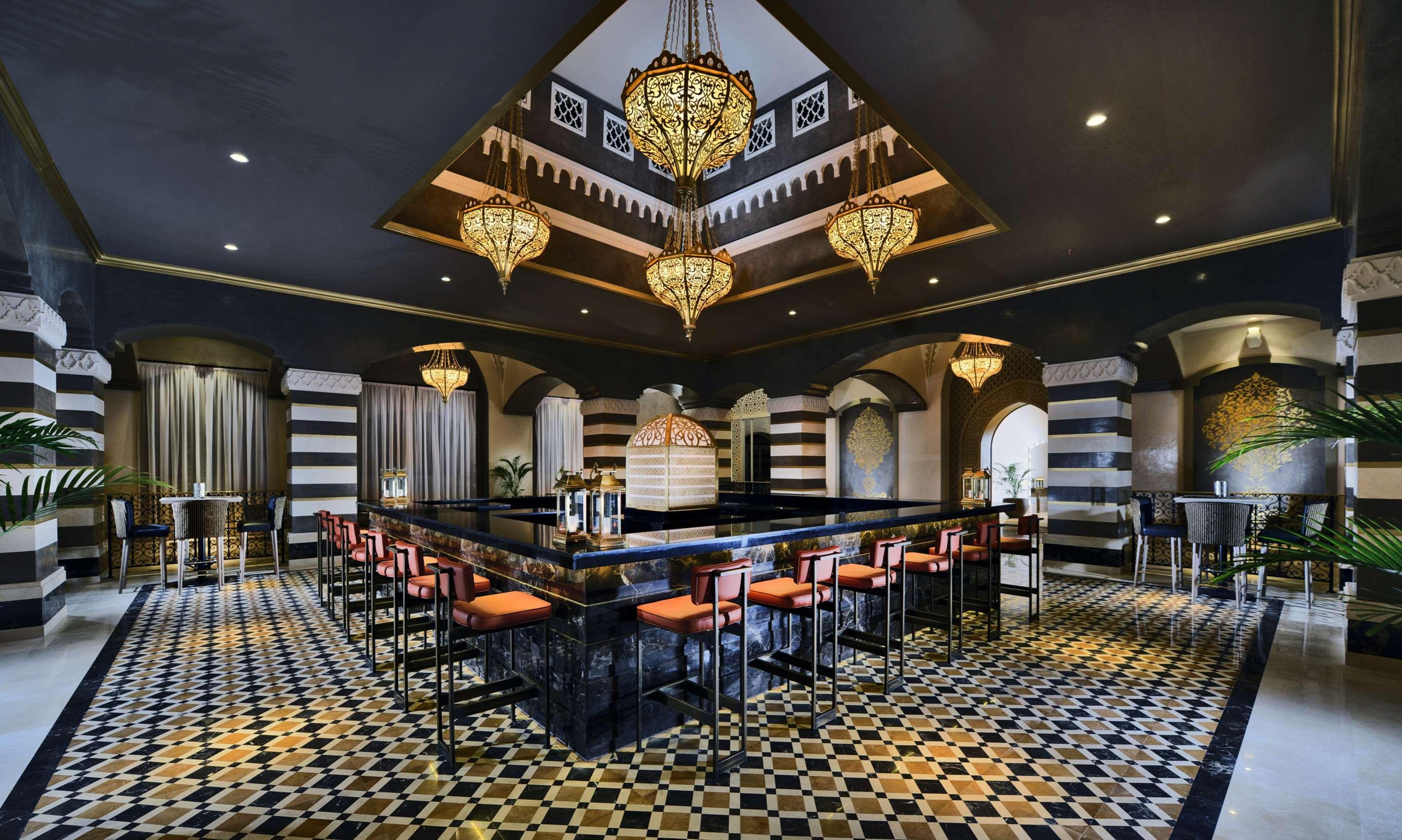 Hotel Steigenberger Alcazar Szarm el-Szejk Zewnętrze zdjęcie The bar at the hotel